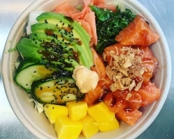 Poke Bowl Lax (+15 kr/portion)