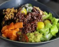 Kallrökt lax rice bowl