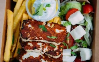 Halloumi Gyro (+20 kr/portion)