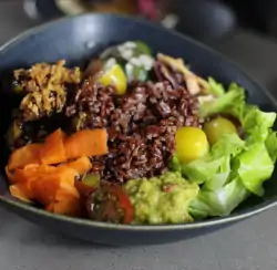 Kallrökt lax rice bowl