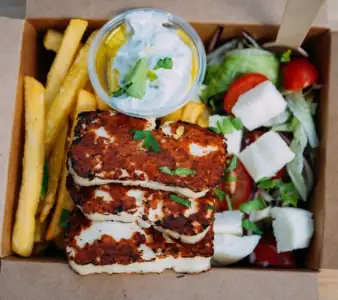 Halloumi Gyro (+20 kr/portion)