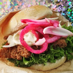 Crispy Fried Chicken Burger